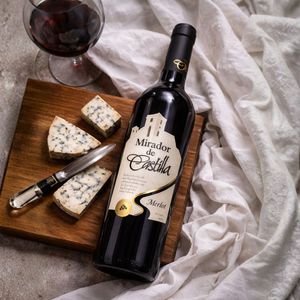Mirador de Castilla Vino Rosso Merlot 100% Merlot 13,5% ABV Vino Rosso Spagnolo 750ml - Product Image 2