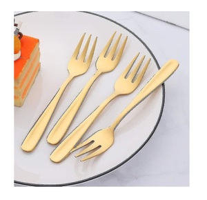 Fourchette en argent plaqué or, de bonne qualité, nouveau style, pour mariage, table à manger, service de fruits, fourchette artisanale - Product Image 1
