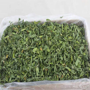 Heno de Alfalfa y Timothy Verde de Primera Calidad en Pacas, Alimento para Ganado, Suministro Global para Granjas, Alimento para Ganado, Vida Útil de 24 Meses - Product Image 3