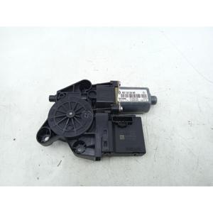 Motore Elettrico Alzacristalli Anteriore Destro per RENAULT Megane Serie (08>15) 807301396R - Product Image 1