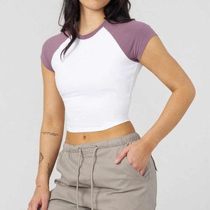 Nuevo diseño de ropa de mujer Color Block Patchwork Raglan Baby Tees Athletic Gym Crop Tops - Product Image 1