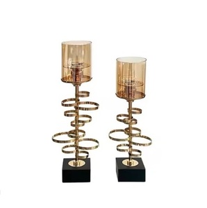 Portavelas y tarro de metal tejido dorado de lujo elegante Navidad decorativa OEM ODM para velas votivas - Product Image 6
