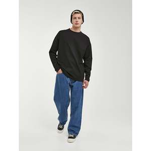 เสื้อเชิ้ตทรงหลวมผู้ชายโอเวอร์ไซส์สีขาวลายนกพิราบ - Product Image 1