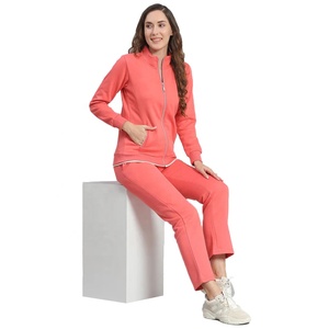 Chándal personalizado de alta calidad para mujer, conjunto de chándal para correr de gran tamaño, recién llegado con patrón sólido de servicio OEM para invierno - Product Image 1