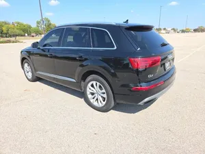 2017 Audi Q7 3.0T Premium - Product Image 4