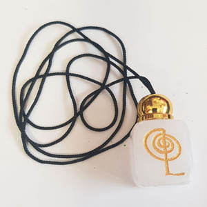 สร้อยคอชุบทอง selenite ทัมเบิ้ลพร้อมสัญลักษณ์เรกิชนิดเกลียวและหินอาเกตหลักรูปแบบทางศาสนาสำหรับวันครบรอบ - Product Image 1