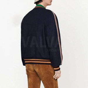 Veste d'hiver unisexe personnalisée de haute qualité avec col montant bouton Lettermen Hooded Top New Trendy Street Style avec poches - Product Image 2