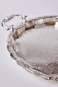 ถาดเสิร์ฟทองเหลืองเคลือบเงาทำด้วยมือสำหรับเสิร์ฟเครื่องดื่มและอาหารว่างงานอินเดีย - Product Image 4