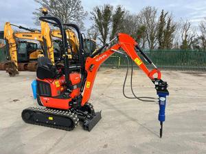 Micro-excavatrice sur chenilles U10-5 de Walker Machinery Ltd avec godet de 0,09 m, moteur de 36 kW, moment de charge élevé, pompe hydraulique KYB - Product Image 6