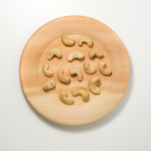 Raw Cashew <b>Nuts</b> With Natural Color And Taste Premium Raw Cashew <b>Nuts</b> Ready For Wholesale And International Buyers - Product Image 5