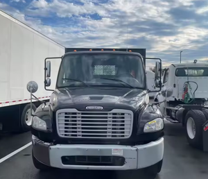 มีรถบรรทุก Freightliner S M2 106 ขนาด 24 ฟุต ปี 2015-2018 พร้อมใช้งาน กระบะแบบ Flatbed เกียร์อัตโนมัติ 6.9 สปีด พร้อม Liftgate พร้อมส่งออก - Product Image 2