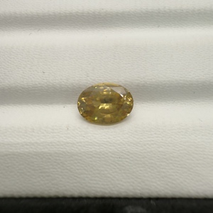 แหวนพลอยเพทายสีเหลืองทรงรี น้ำหนัก 3.26 กะรัต คุณภาพสูง แท้ 100% จาก Nalin Gem International LK Origin - Product Image 5