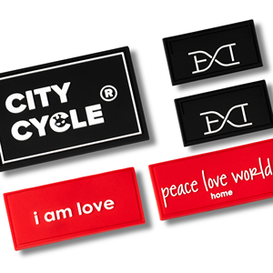 Vente en gros de patchs 3D en caoutchouc PVC avec logos personnalisés, badges de presse à chaud en silicone souple écologique pour chapeaux, vêtements et sacs - Product Image 1