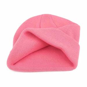 2025 dernier Style hommes Beanie chapeaux en couleur noire fournisseur de gros chapeaux avec votre propre Logo hiver jacquard Beanie Cap - Product Image 2