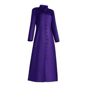 Robe de père pour prêtres Conception de logo personnalisé Soutane conçue avec des détails élégants de coupe classique - Product Image 1