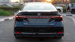 Toyota Avalon XLE HEV Premium Sedan 2026 Usata, Pronta per l'Esportazione - Product Image 6