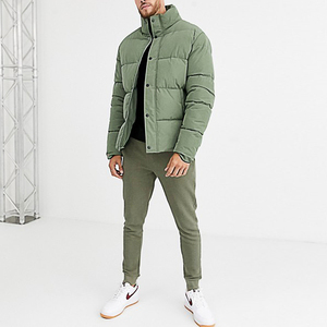 Chaquetas de invierno para hombre de alta calidad personalizadas al por mayor 2025, chaquetas acolchadas para hombre de tela de poliéster de estilo a la moda, venta al por mayor de invierno - Product Image 1