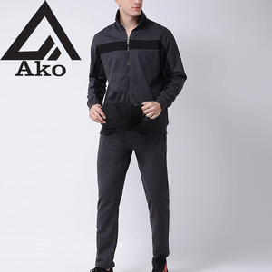 ชุดวอร์มคุณภาพสูงสำหรับผู้ชาย ดีไซน์และสไตล์ ชุดกีฬาแบบกำหนดเอง ชุดวอร์มผู้ชายขายดี พร้อม Ako - Product Image 1