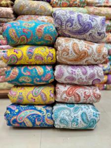 Encaje de miel no tejido urdimbre Poly Chinon tela antiestática transpirable a prueba de agua bordado Floral para vestidos de novia saris - Product Image 6