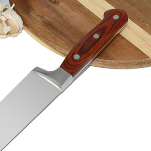 มีดเชฟสไตล์ญี่ปุ่นดามัสกัสพร้อมด้ามไม้สีแดง - Product Image 6