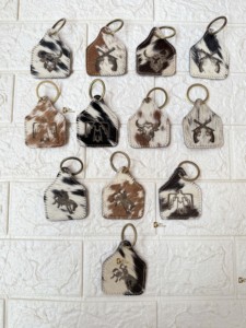 Nouveauté porte-clés en cuir de vachette porte-clés en cuir imprimé vache léopard porte-clés élégants - Product Image 5