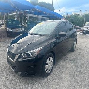 รถยนต์มือสองปี 2020 รุ่น Versa FWD Sedan สีดำ เกียร์ธรรมดา ขับเคลื่อนล้อหน้า เครื่องยนต์ 1.6 ลิตร 14 แรงม้า 122 แรงม้า ประหยัดน้ำมัน 40 กม./น. พร้อมใช้งาน - Product Image 1