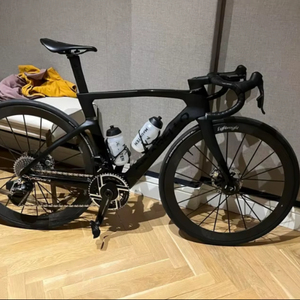 NOUVEAU Vélo de route électrique DOGMA F-series DURA ACE DI2 2024, autonomie de 60 km, 12000W, 36V, performances haute puissance avec garantie de 24 mois - Product Image 1