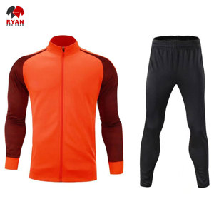 Survêtement sur mesure pour homme, tissu confortable et respirant avec impression de logo personnalisée - Product Image 6