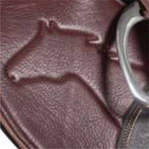 อานม้าหนังแท้ทนทานสำหรับขี่ม้าแบบตะวันตกและแบบอังกฤษ ใช้สำหรับการขี่ม้าทั่วไป งานเชือกมัดม้า โครงพลาสติกแข็งแรงทนทาน - Product Image 2