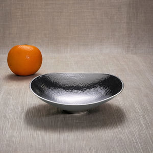 Bol à fruits de luxe en métal martelé plaqué argent pour la cuisine, la salle à manger et les tables basses Bol de stockage des aliments pour les fêtes WB INC Inde - Product Image 1