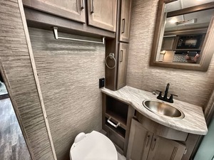 Remolque Thor Freedom Traveler A29 usado del 2023, listo para la venta - Product Image 4