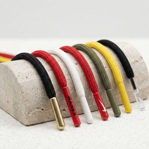 Cordon tressé rond ciré de couleur personnalisée avec embouts en caoutchouc |   100% polyester, style luxueux, écologique, pour sacs, chapeaux et vêtements - Product Image 3