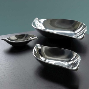 Tazón para Frutas, Tazón para Ensaladas, Tazón con Forma de Plátano, Chocolate Negro o con Leche para Servir Rellenos como Mousse, Helado, Frutas o Dulces - Product Image 1