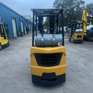 Oferta Exclusiva de Subasta para Montacargas 2C3000 con Neumáticos de Amortiguación, Capacidad de Carga de 3000 Libras - Product Image 3