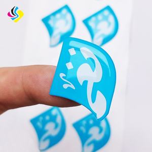 Pegatinas Personalizadas de Resina Epoxi Transparente de Alta Calidad, Ecológicas y Tridimensionales para Relojes de Bolsillo y Logotipos de Llaveros - Product Image 3