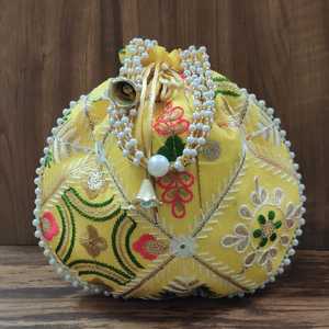 Bolso de mano de seda de estilo bohemio de diseñador étnico, bolso de mano bordado para mujer con forro de algodón y poliéster, decoración de correas - Product Image 2