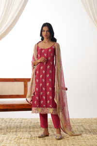 Kurti en coton droit décontracté, abordable et tendance pour l'été et les tenues quotidiennes - Product Image 2