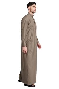 Thobe/Thawb Thobe traditionnel pour hommes avec capuche Robe élégante et confortable Parfait pour les vêtements culturels et décontractés Thobe à vendre - Product Image 5