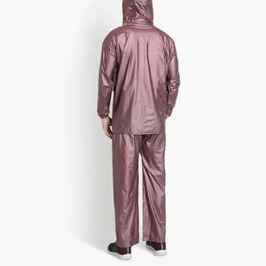 Veste coupe-vent d'hiver unisexe 2026 de qualité OEM, imperméable, respirante et légère, fabriquée au Pakistan - Product Image 5