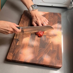 Handcrafted Acacia <b>Wood</b> Chopping Board Customisable <b>Kitchen</b> <b>Accessory</b> for Vegetables - Product Image 1