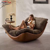 Fauteuil d'appoint relaxant moderne en chenille, forme coquille incurvée, design contemporain