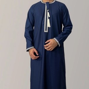 Moyen-Orient nouveau Design thobe manches longues o cou manches longues col montant musulman robe hommes arabe poitrine tussle conception hommes thobe - Product Image 3