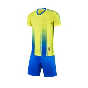 Venta al por mayor de ropa de fútbol personalizada para hombre uniforme Jersey Kit de sublimación camiseta de fútbol para hombres - Product Image 4