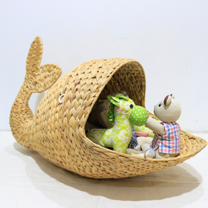 Artex Dong Thap Animal-shaped Decorative Water Hyacinth Gift <b>Hamper</b> Eco-Friendly Storage Basket for Home and Office Arrangement - Product Image 1