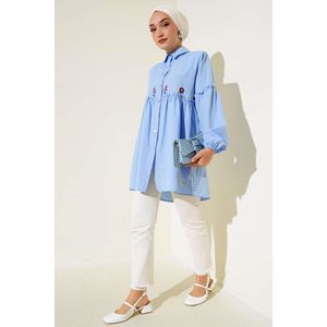 Chemise Plissée Brodée Florale Bleu Glace - Product Image 2