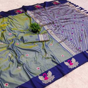Sari en soie Banarasi douce VASTRA COTTAGE avec tissage Zari, motif Meenakari, pallu Meenakari, bordure contrastée, chemisier en soie douce - Product Image 1