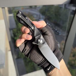 Crea tu cuchillo personalizado cuchillo plegable elegante mango G11 en bajo MOQ fabricación de cuchillos - Product Image 3