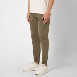 กางเกงผู้ชายผ้าฝ้ายฟอกสีเย็บปะติดโลโก้ตามสั่งผลิตจากโรงงาน - Product Image 1