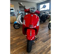Nueva Motocicleta Scooter-Moped GTS Super 300 Sport 2026 para Ensamblar