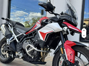 Triumph Tiger 900 GT Edición Aragón Rojo Diablo/Negro Fantasma, Nueva Motocicleta de Aventura - Product Image 3